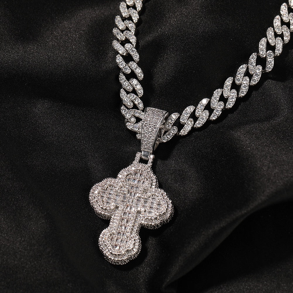 Cross cloud shaped pendant necklace, copper inlaid zircon trendy design neutral necklace, personalized and fashionable