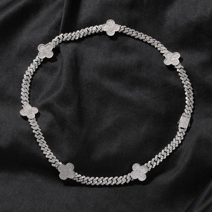 Collier trèfle à la mode et minimaliste, polyvalent avec du cuivre et du zircon, collier unisexe de style hip-hop