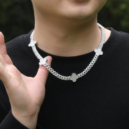 Collier trèfle à la mode et minimaliste, polyvalent avec du cuivre et du zircon, collier unisexe de style hip-hop