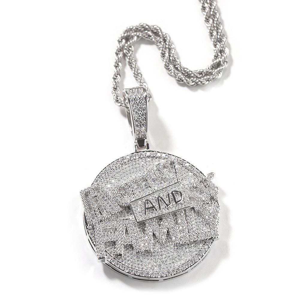 Pendentif lettre argent et famille, collier neutre incrusté de zircons cool hip-hop à la mode