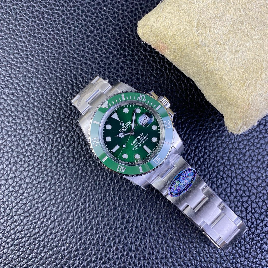 Submariner 116610 LV Green Ceramic Clean 904L 1:1 Best Edition on SS Bracelet SA3135